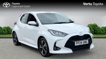Toyota Yaris 1.5 Hybrid Design 5dr CVT Hybrid Hatchback